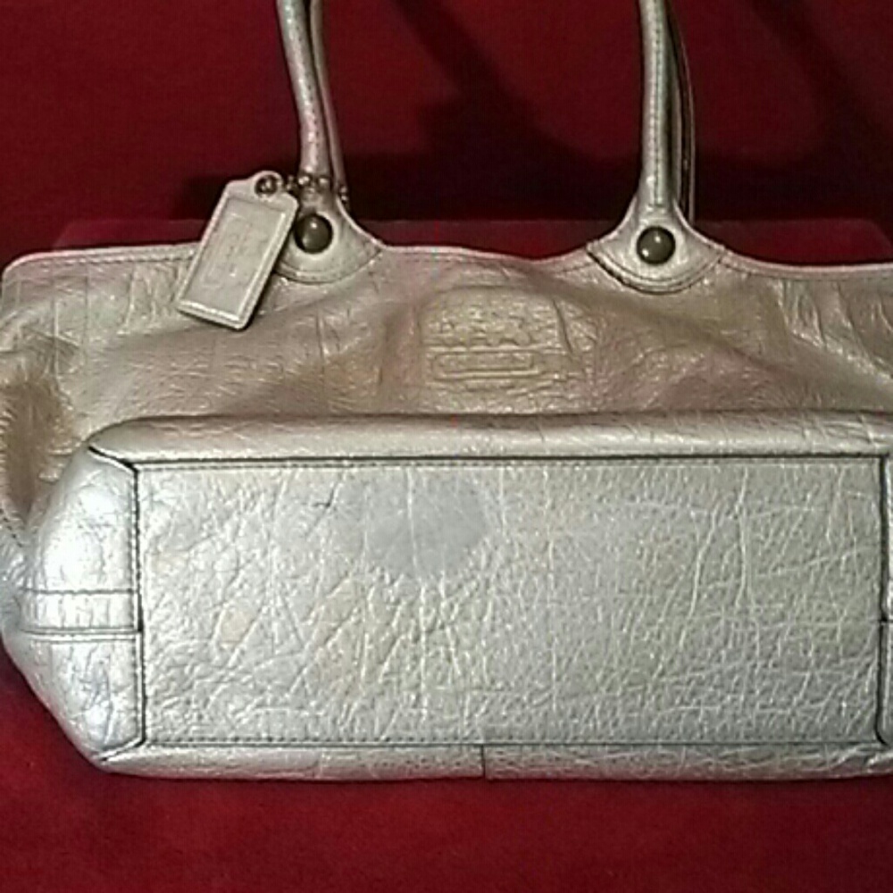 Authentic Vintage Coach Hobo - Picture 7 of 8